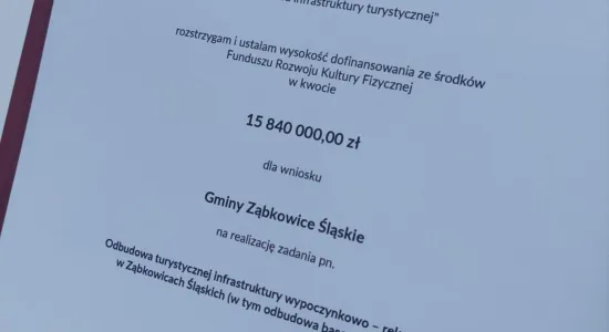 konferencja na Stadionie Miejskim - przekazanie historycznej dotacji na budowę letniego basenu 