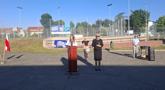 rozpoczęcie roku szkolnego w Szkole Podstawowej Nr 3 w Ząbkowicach Śląskich