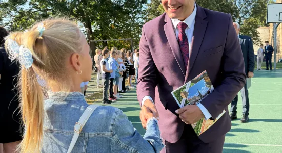 rozpoczęcie roku szkolnego w Szkole Podstawowej Nr 1 w Ząbkowicach Śląskich
