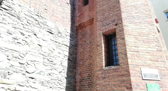 0387babb4645047a217dbd44d48f0513