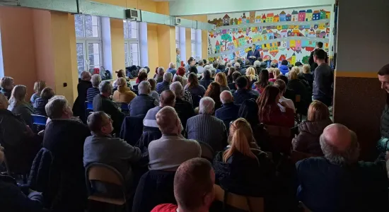 06ff79d074f2905cfdf224067cece070