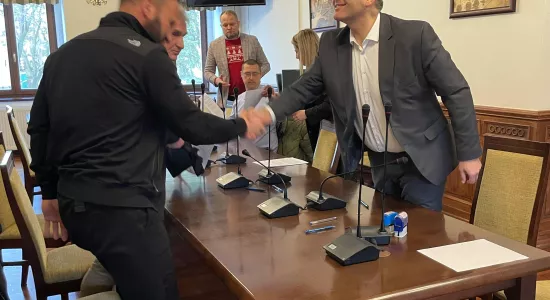 0bf5deed04fb3e964070b81047dd88f2