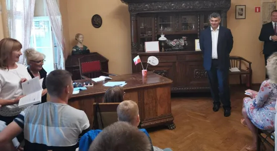 69918440 2358027807643716 4874600126464655360 