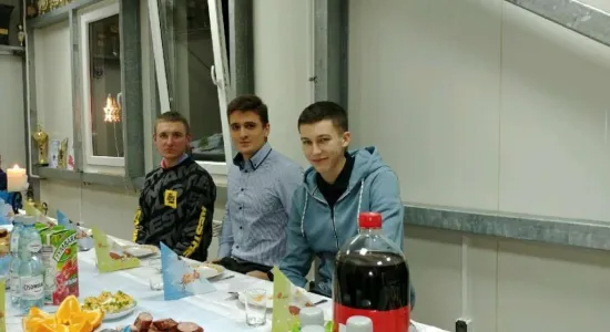 48424590 343909639768455 4458022048605667328 