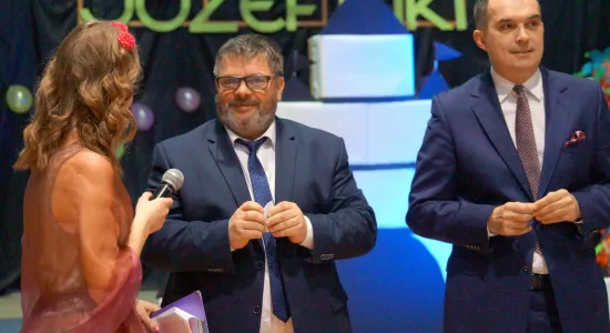 29432898 1819547118096060 952216059367129088 