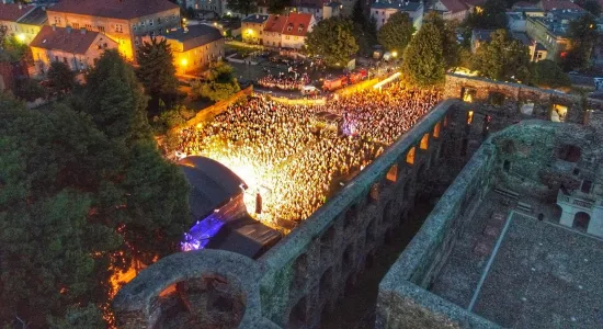 450822889 891813799644669 5940001968561317226 