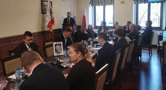 2552b23bf5f341ffca8d31c7417bc6bf