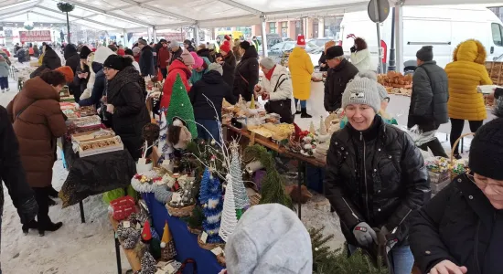 2d7c76509e6af56957a71be967d26eee