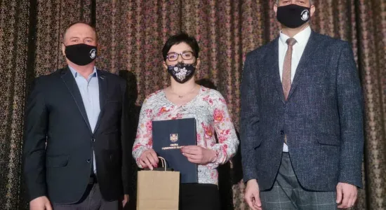 2da482cccddf4d150ecf3a2ead147092