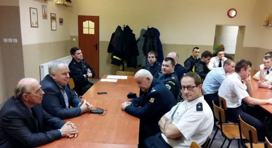 28944912 1322516667891778 1496779245 