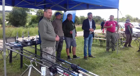 36515828 1770065676363775 881050362532855808 