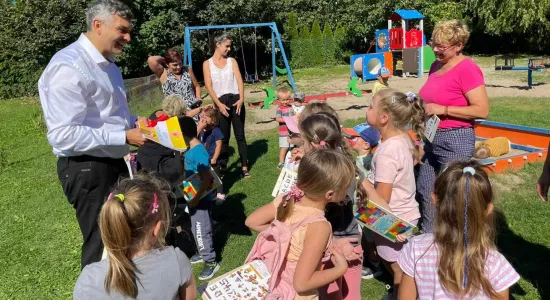 384421960 843872033841444 6840551596238713477 n (1