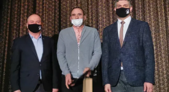 4aa3aece1625b934d502a8dd73ee4b0b