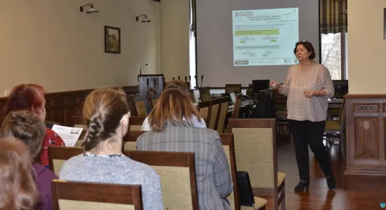 4d1d996477d2c844b82aa1095fac19bc