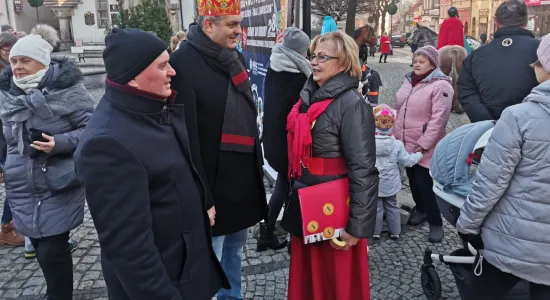 81374425 2526952817577115 2946088655837462528 