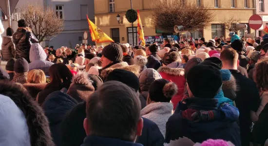 82399896 587165595457465 1125757288158593024 