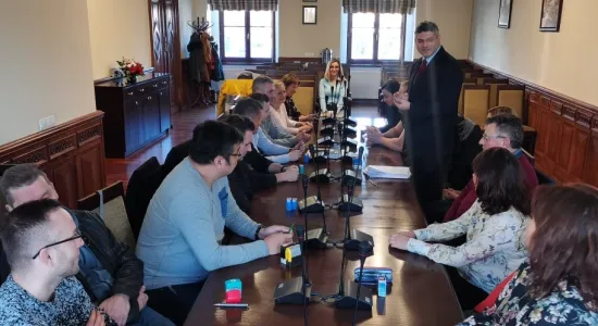 56ba0d73aa66d2585248272174d58b13