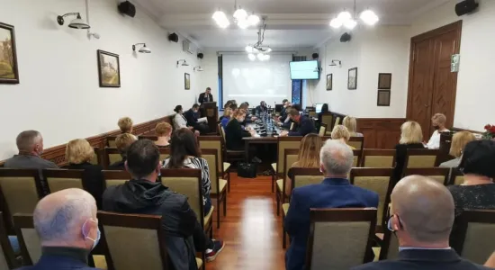 243388251 393145632256658 8972540765190078404 