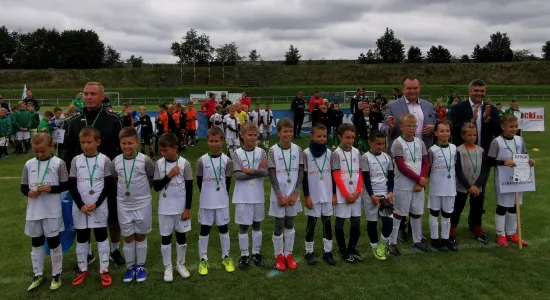 69853105 914510182258213 1255678219206524928 