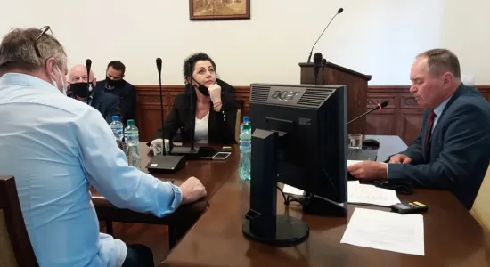 6430a6fb18ac7e435f9933220d94f6ce