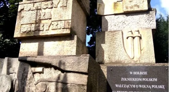 6593dbab6c879841fcec4de9d780ccaa