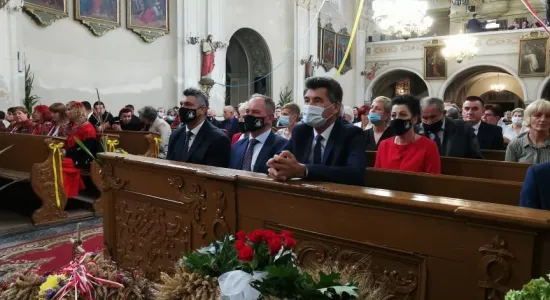 240947924 4155540441211836 6461322406840824414 