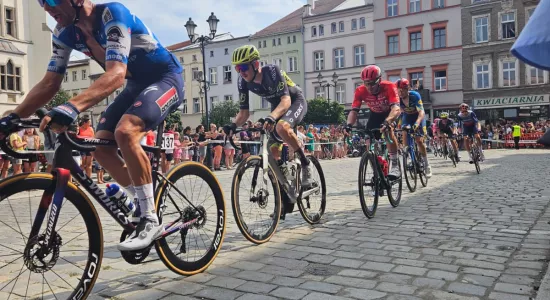 7b9b4ba7c604b0328cc9592e6d8e83af