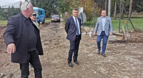 72052179 2621320041261833 3455738421597700096 