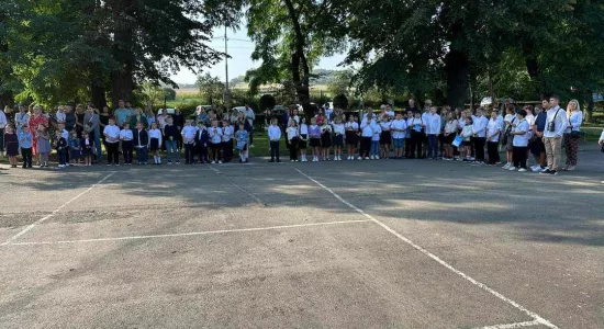 457122162 3642541319394666 3947350583648920066 