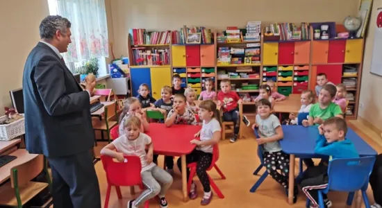 71100680 2605398156187355 6453518838498590720 