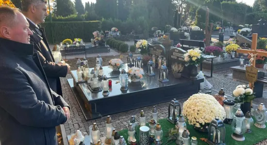 368082149 305345052437955 3750441946342201647 