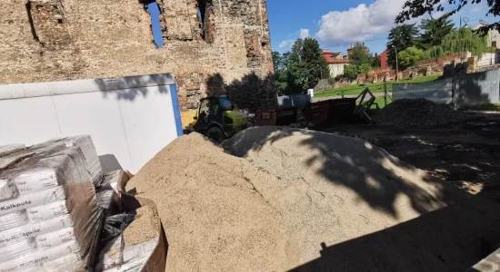 241180198 595202984814585 1640348030004856246 