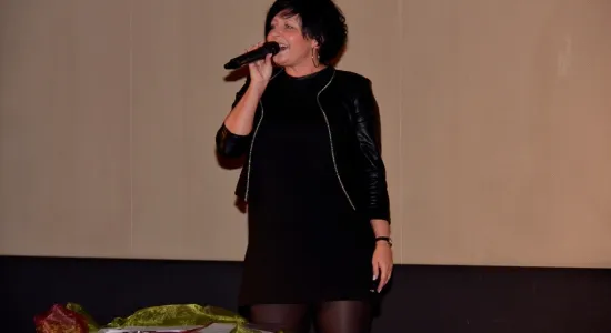  DSC200