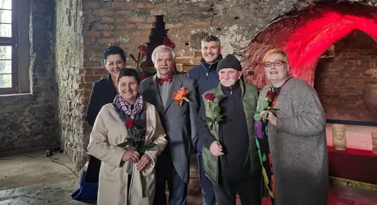 8d280fdc902e74f81b5547aed908a1a6