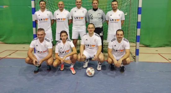 8d2bc8f6f2048d6402699994f0c9981f