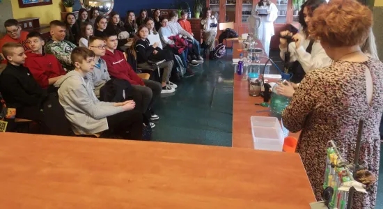 8e897d36807e30e37185a04fcc5af382