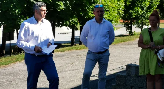 92d4b8dfad0c7ec15e96c56ee906c219