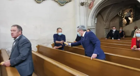 240837348 1238090583368018 6465531465443601802 