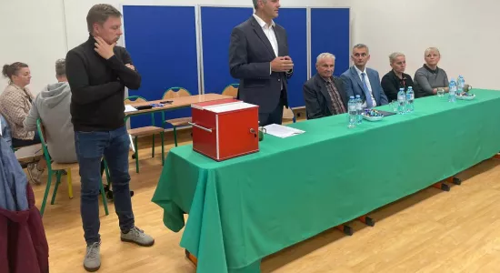 459645258 1041738807628282 8360499104202000304 