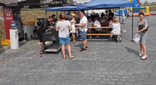 a7a9ce7c77350488054074a763284eee