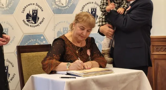 aadf8a6a1e4eb7326e6d80a6bcabada6