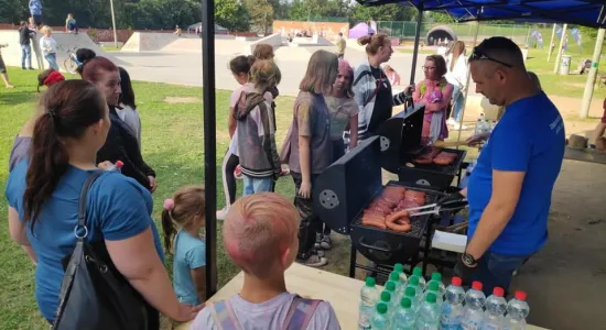 ae1d229e2713f622ddc5053badab1bda