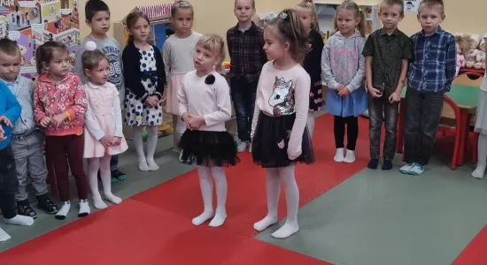 71056245 2605399339520570 1019927790746599424 