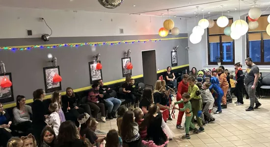 476586560 1156312185988608 7225260151590646087 