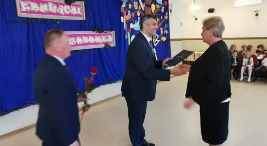 245226176 3107789679545865 38632540888141624 