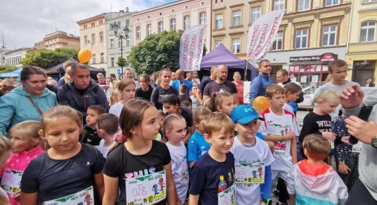 240990082 999911477499206 6437292040486127456 