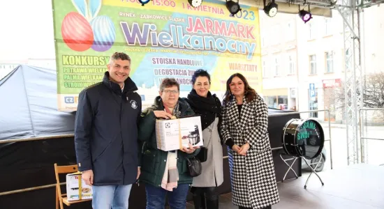 bd9dd3e157a124ff43596da763b29097