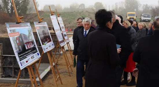 bf3bd647f119de793ada6331d0707da6