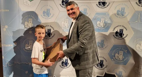 c090664b2267274f85b3641fb667fa2e