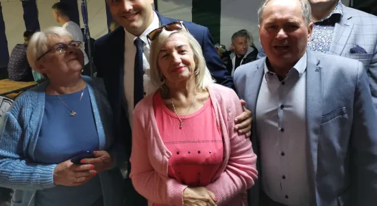 70244795 1612429192220434 1865278501079220224 